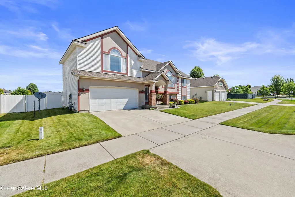 2893 W Strawberry Lane Hayden ID 83835