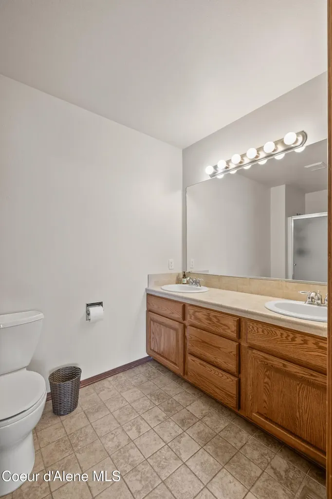 2893 W Strawberry Lane Hayden ID 83835