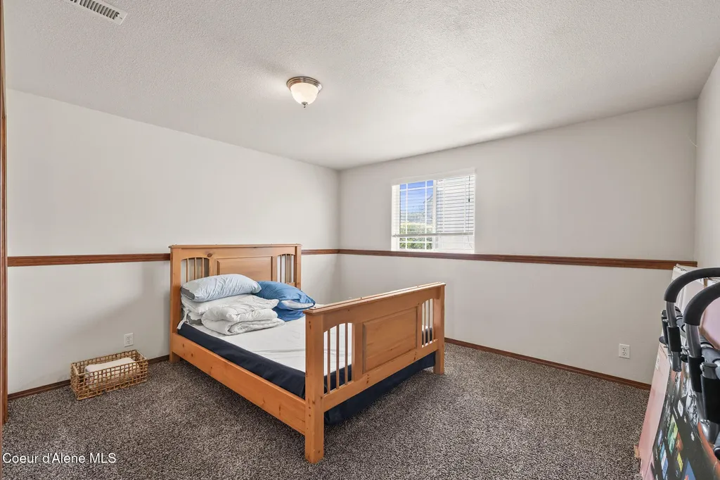 2893 W Strawberry Lane Hayden ID 83835