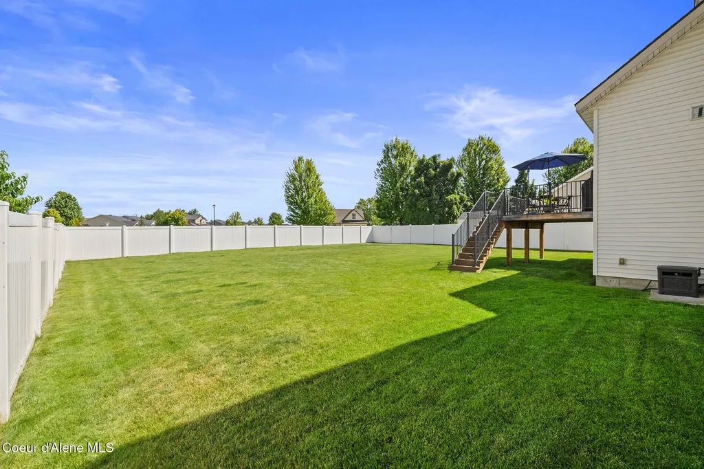 2893 W Strawberry Lane Hayden ID 83835