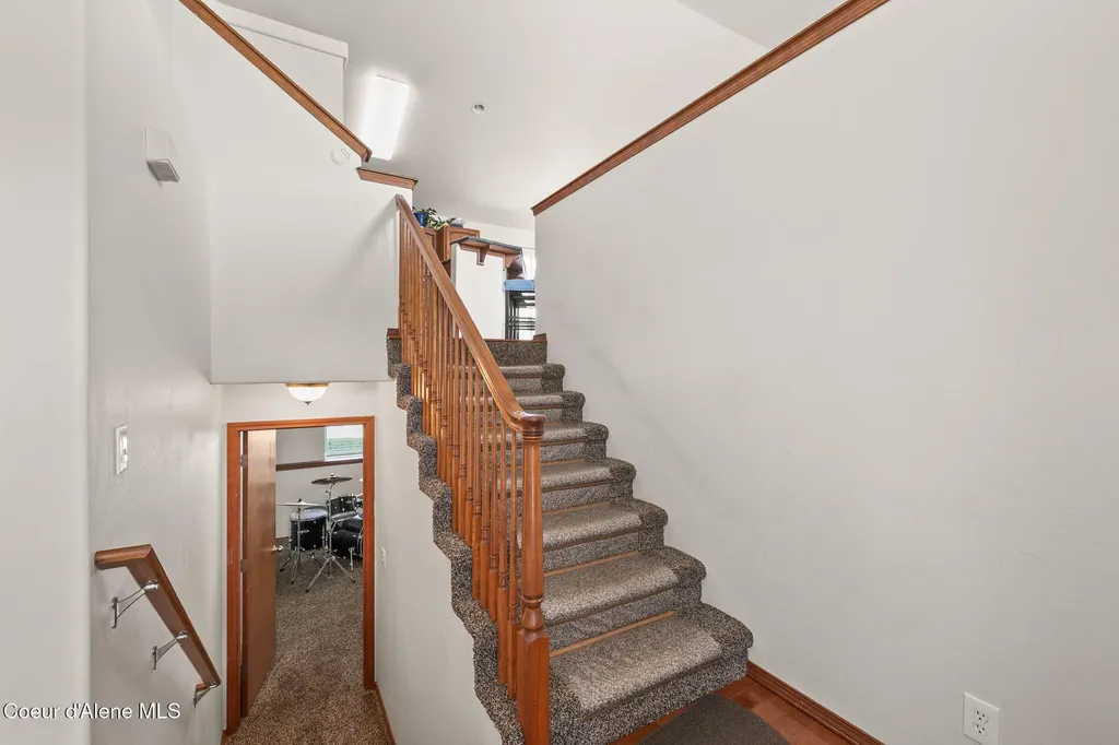 2893 W Strawberry Lane Hayden ID 83835