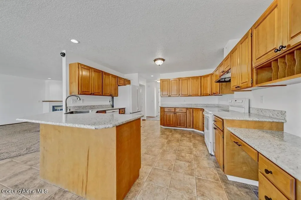 1463 W Woodlawn Drive Hayden ID 83835