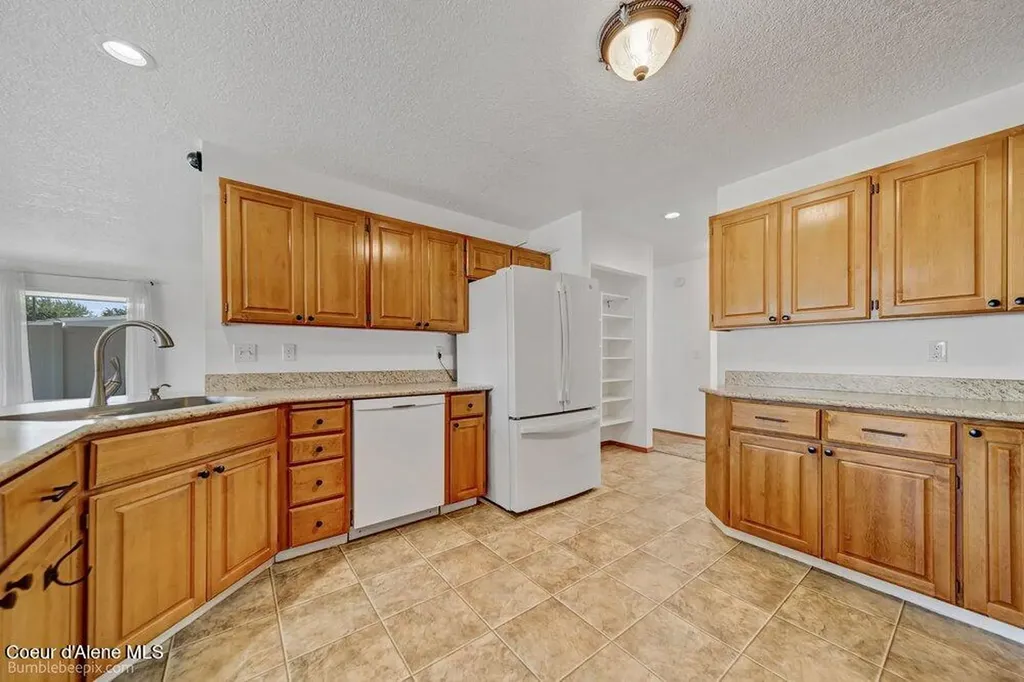 1463 W Woodlawn Drive Hayden ID 83835