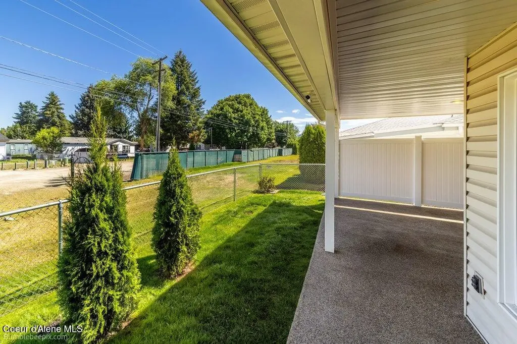 1463 W Woodlawn Drive Hayden ID 83835