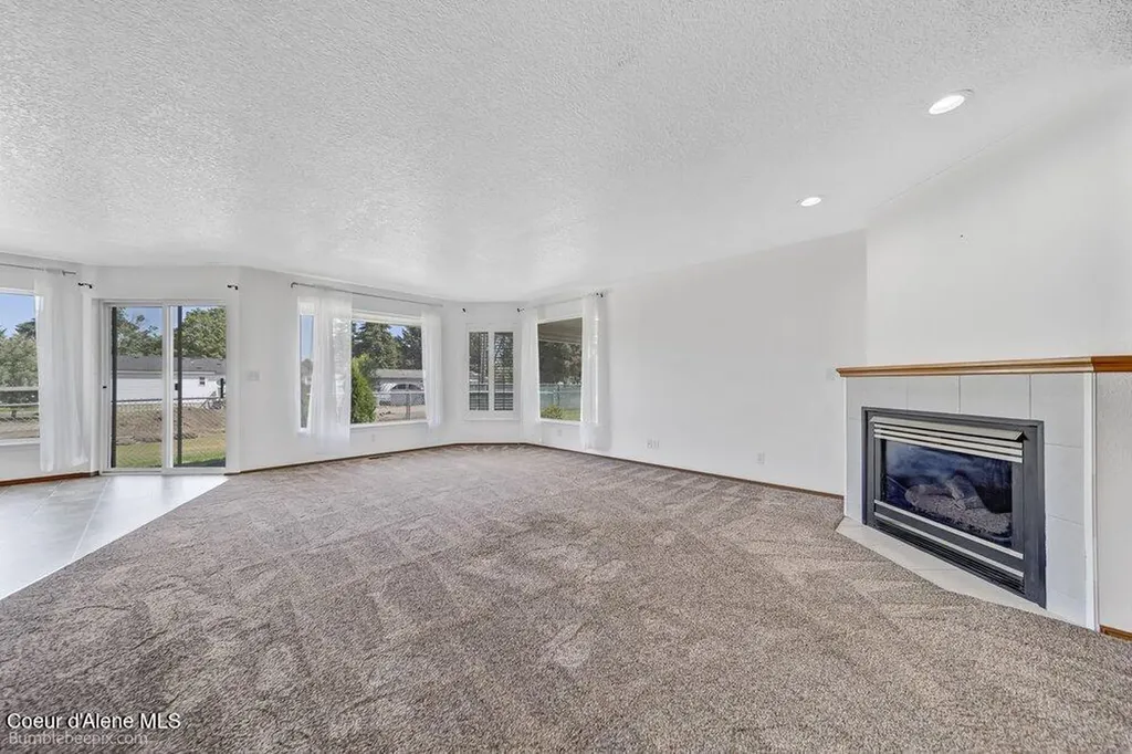 1463 W Woodlawn Drive Hayden ID 83835