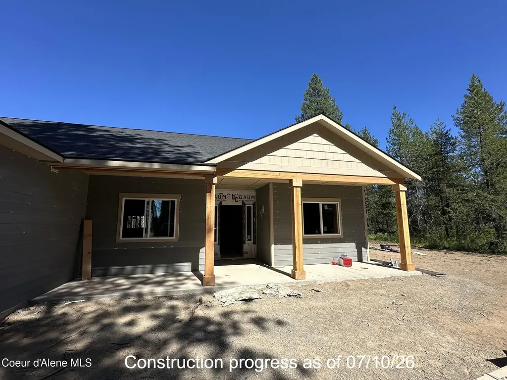 95 Wyatt Lane Spirit Lake ID 83869
