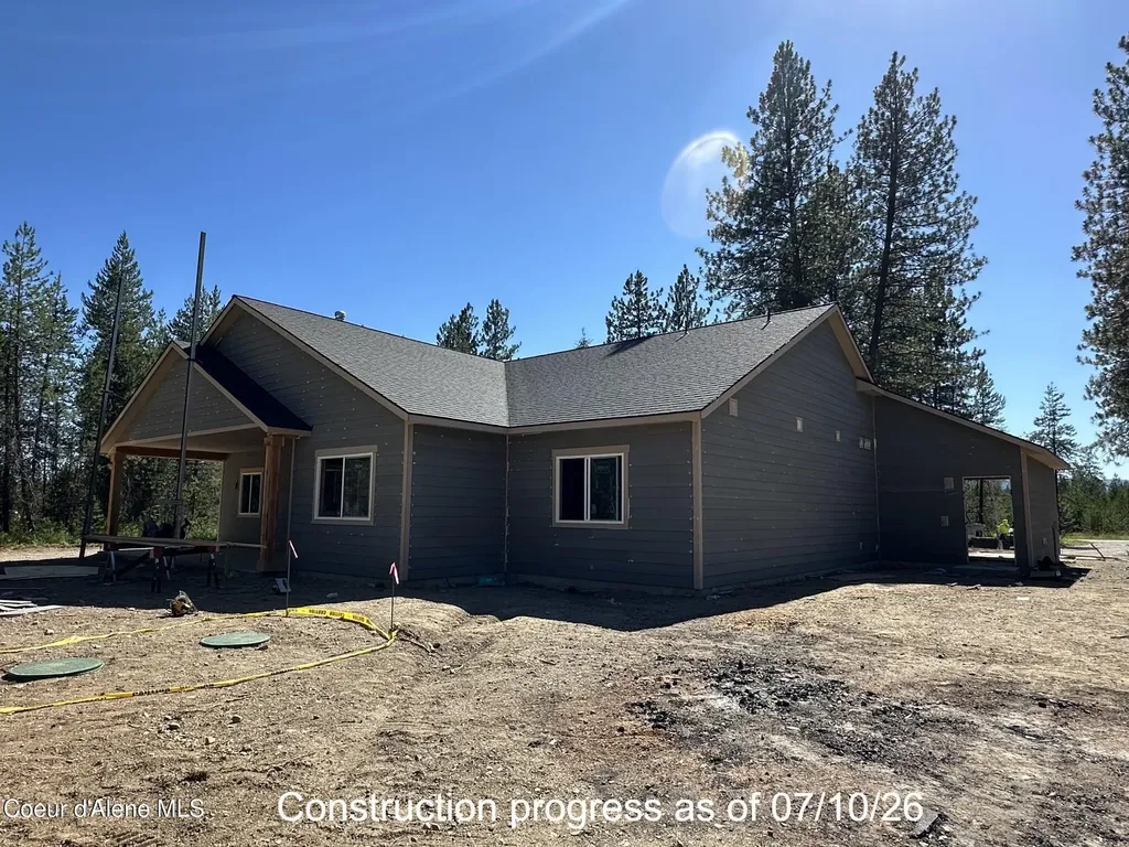 95 Wyatt Lane Spirit Lake ID 83869