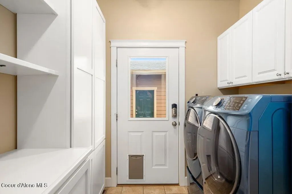 1127 E Indiana Avenue Coeur D'alene ID 83814