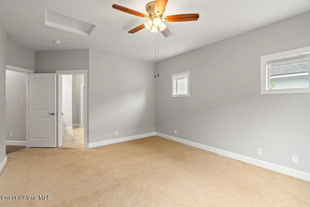 1127 E Indiana Avenue Coeur D'alene ID 83814