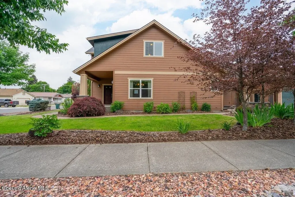 1127 E Indiana Avenue Coeur D'alene ID 83814
