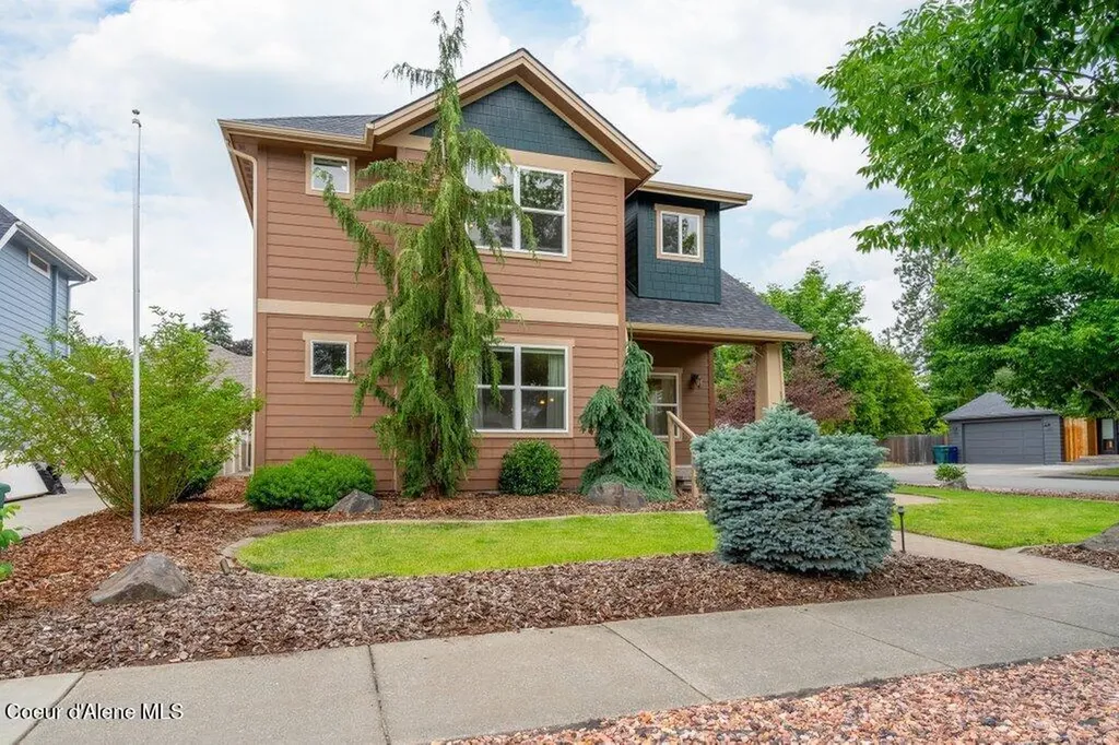 1127 E Indiana Avenue Coeur D'alene ID 83814
