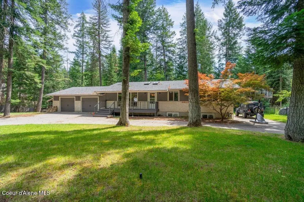 12822 N Avondale Loop Hayden ID 83835