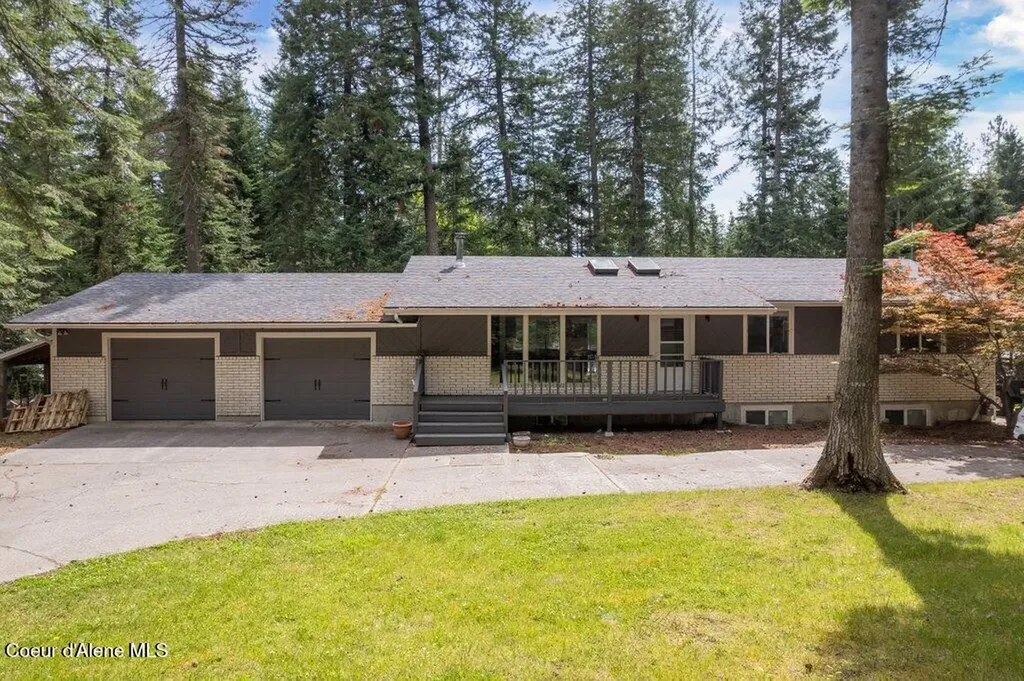 12822 N Avondale Loop Hayden ID 83835
