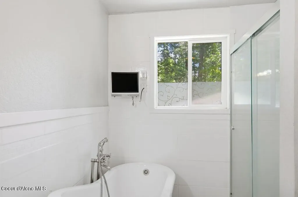 12822 N Avondale Loop Hayden ID 83835