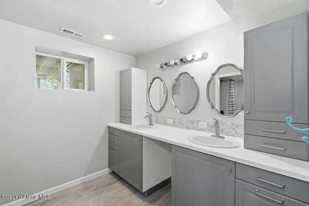 12822 N Avondale Loop Hayden ID 83835