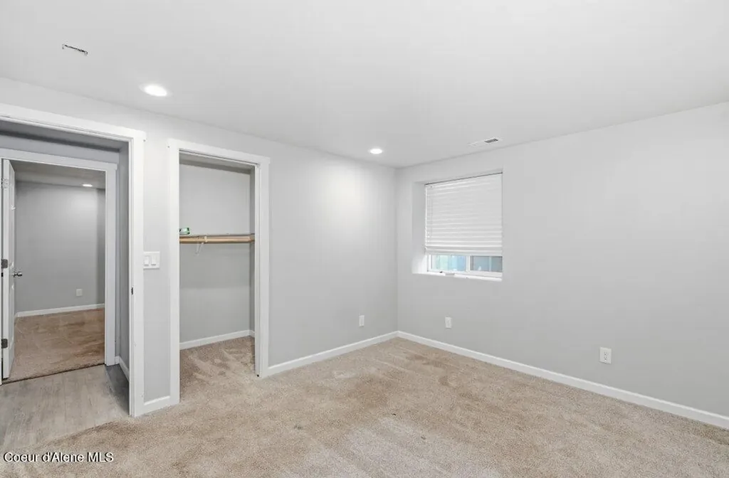 12822 N Avondale Loop Hayden ID 83835