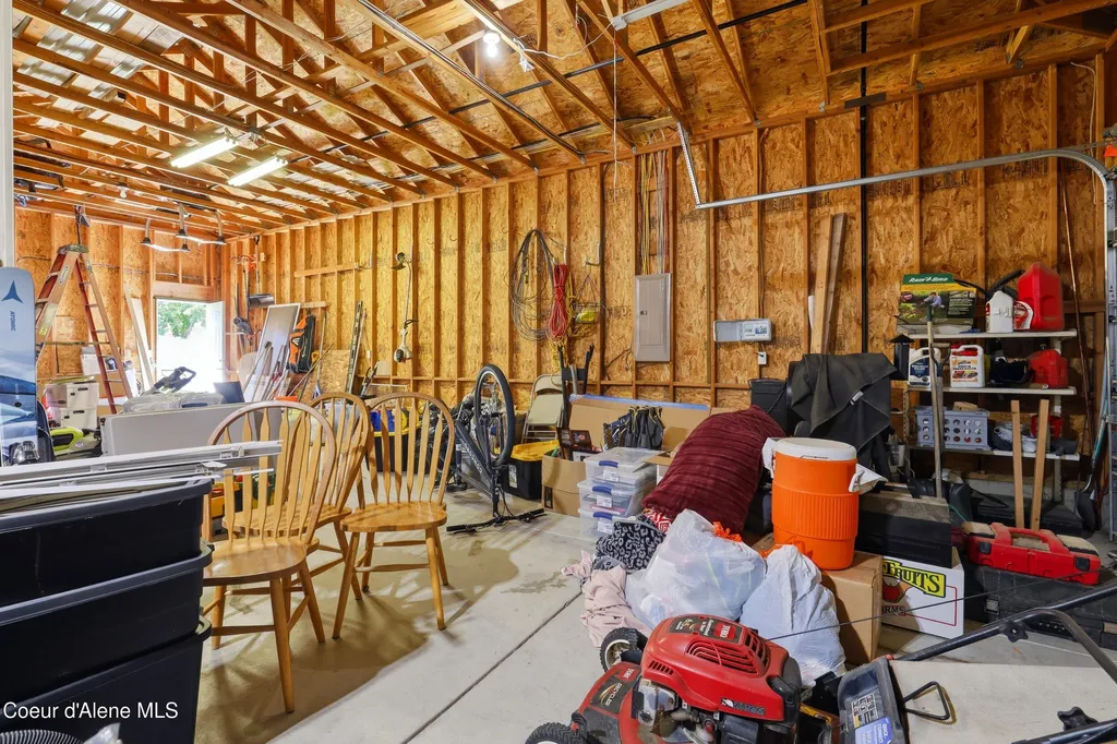 6545 N Hawk Owl Lane Coeur D'alene ID 83815