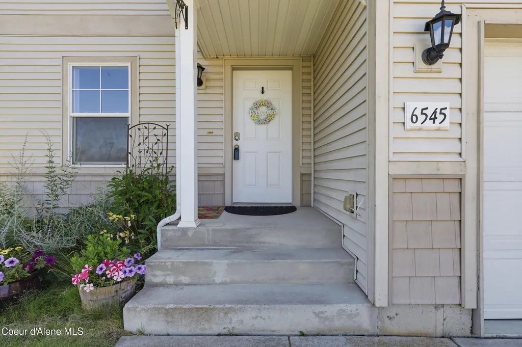6545 N Hawk Owl Lane Coeur D'alene ID 83815