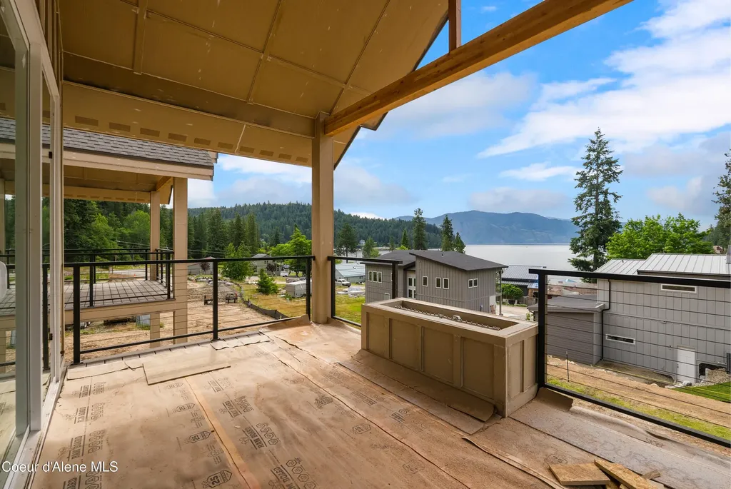 1108 Garfield Bay Road Sagle ID 83860