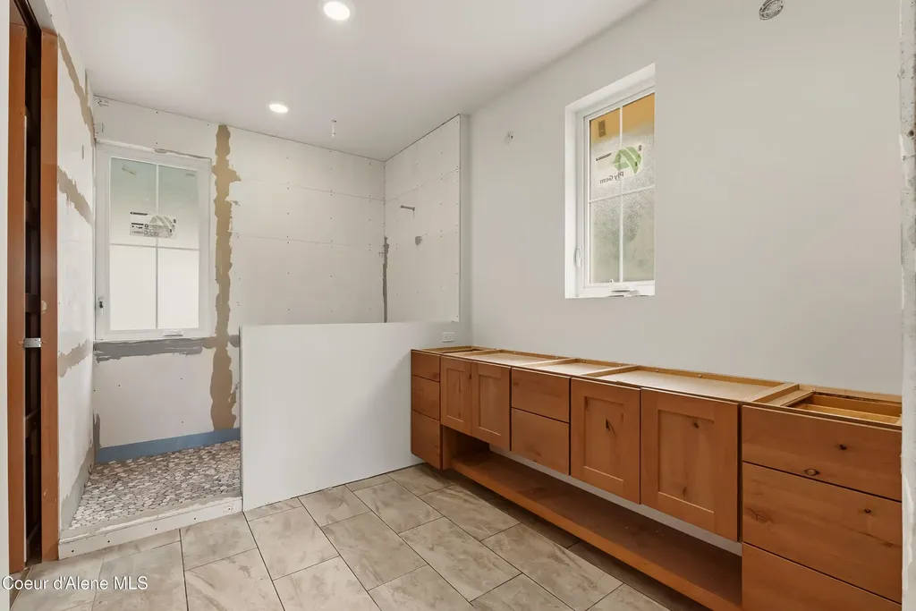 1108 Garfield Bay Road Sagle ID 83860