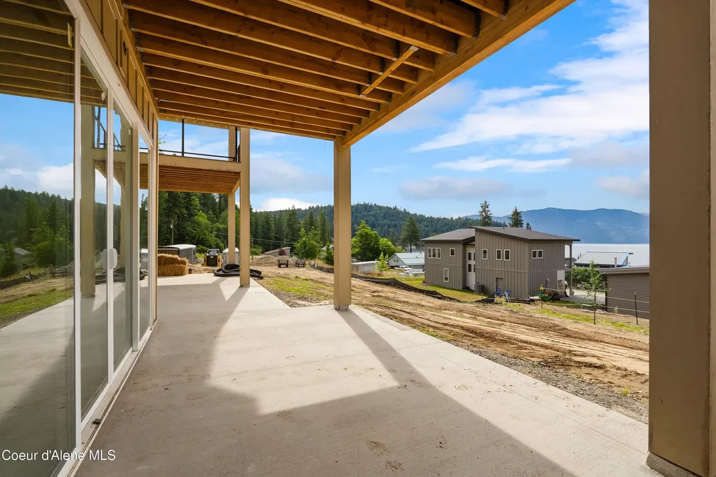1108 Garfield Bay Road Sagle ID 83860