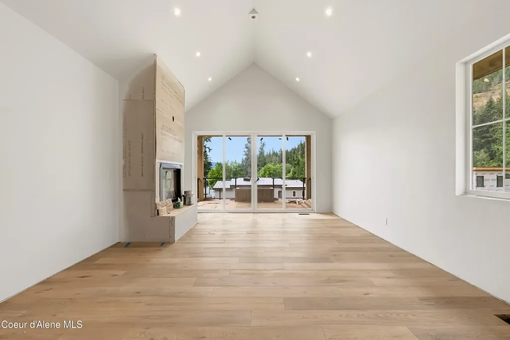 1108 Garfield Bay Road Sagle ID 83860