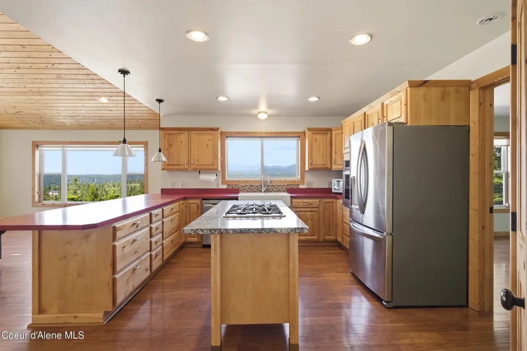 125 Cottage Lane Bonners Ferry ID 83805