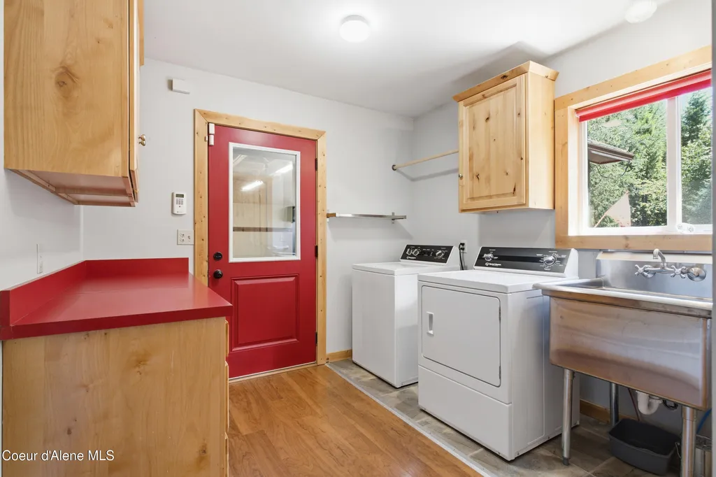125 Cottage Lane Bonners Ferry ID 83805