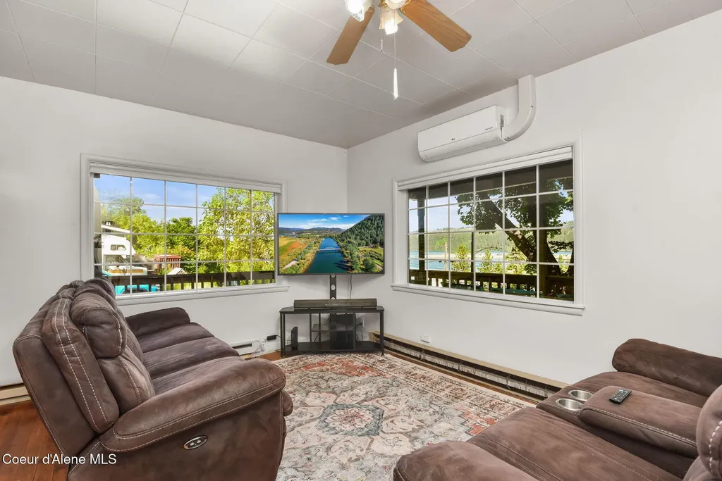 108 E Lincoln Court Harrison ID 83833