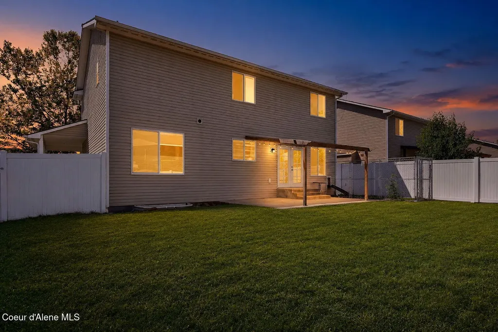 1302 N Moonstone Street Post Falls ID 83854