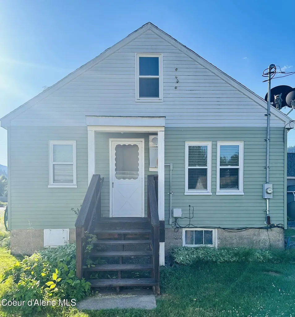 122 N Third Street Osburn ID 83849