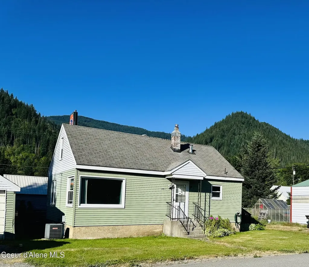 122 N Third Street Osburn ID 83849