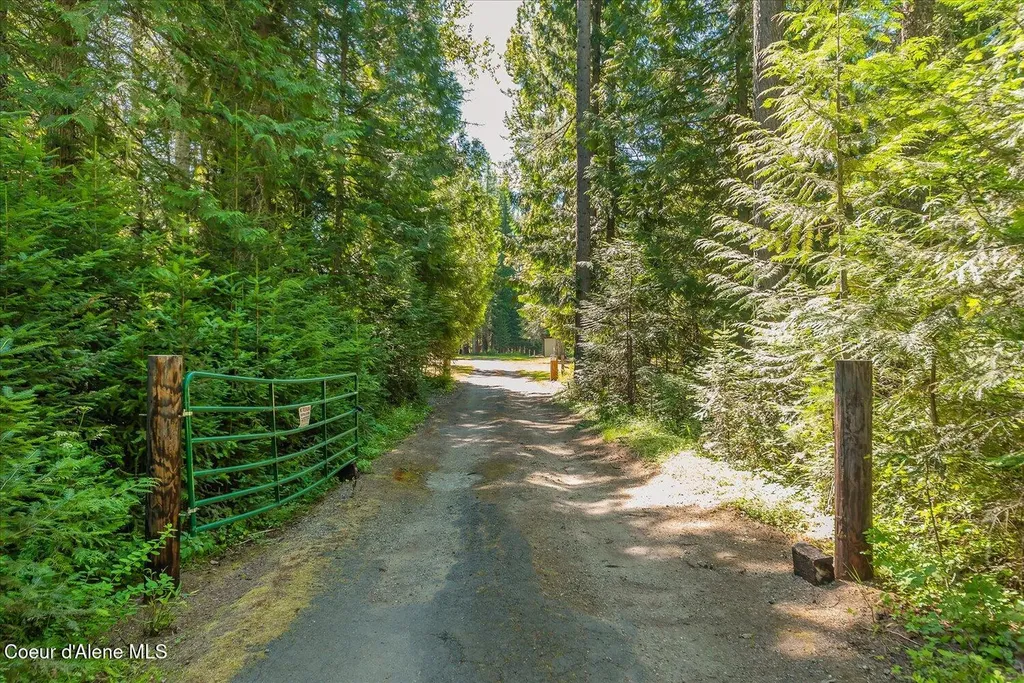 49 Goose Creek Road Priest River ID 83856