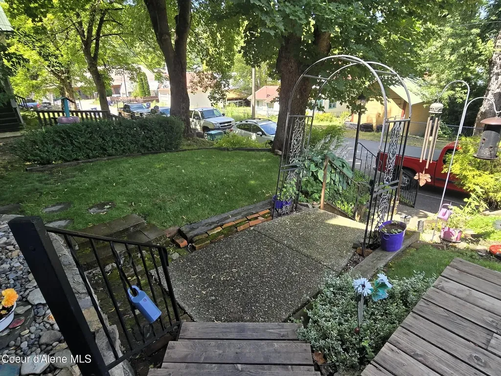 121 Presley Avenue Kellogg ID 83837