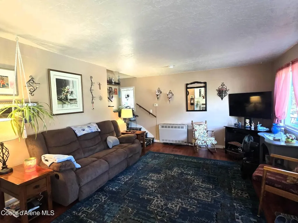 121 Presley Avenue Kellogg ID 83837