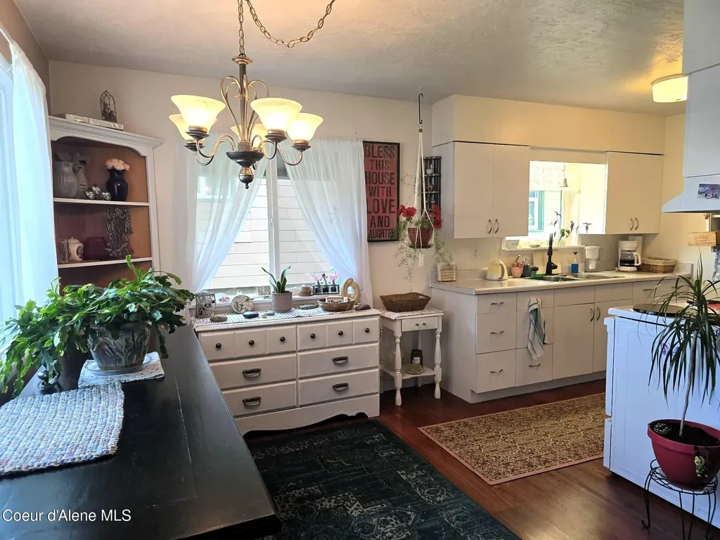 121 Presley Avenue Kellogg ID 83837