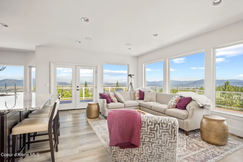 1175 S Reynolds Road Coeur D'alene ID 83814