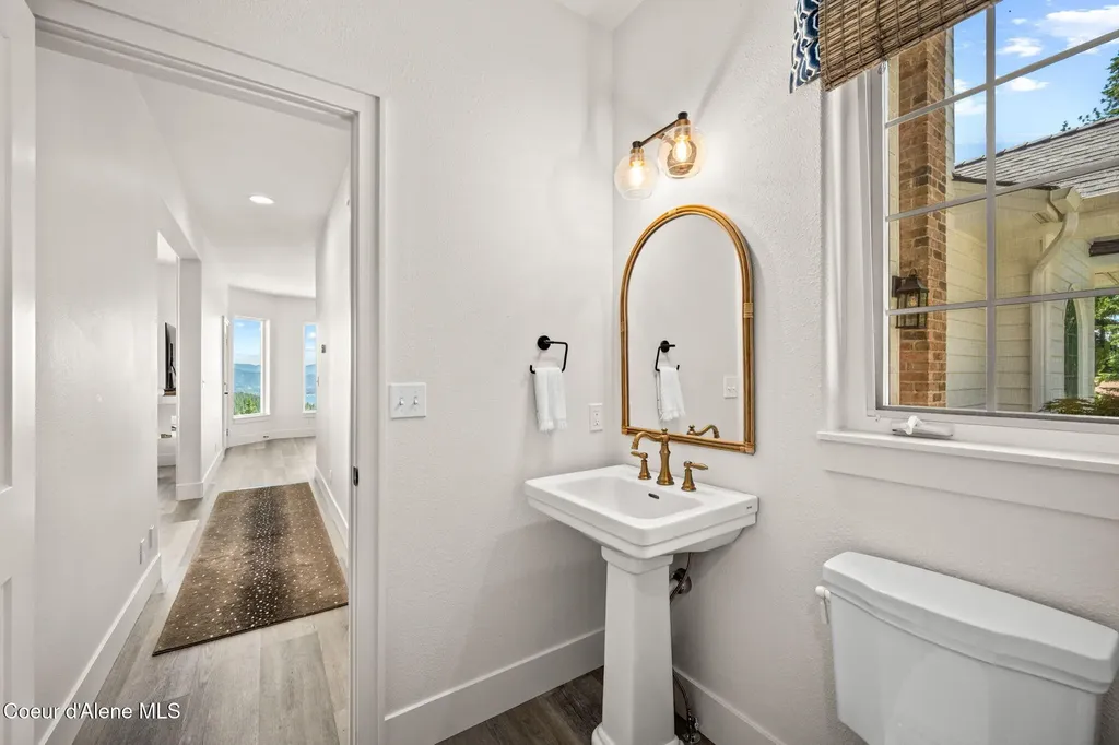 1175 S Reynolds Road Coeur D'alene ID 83814