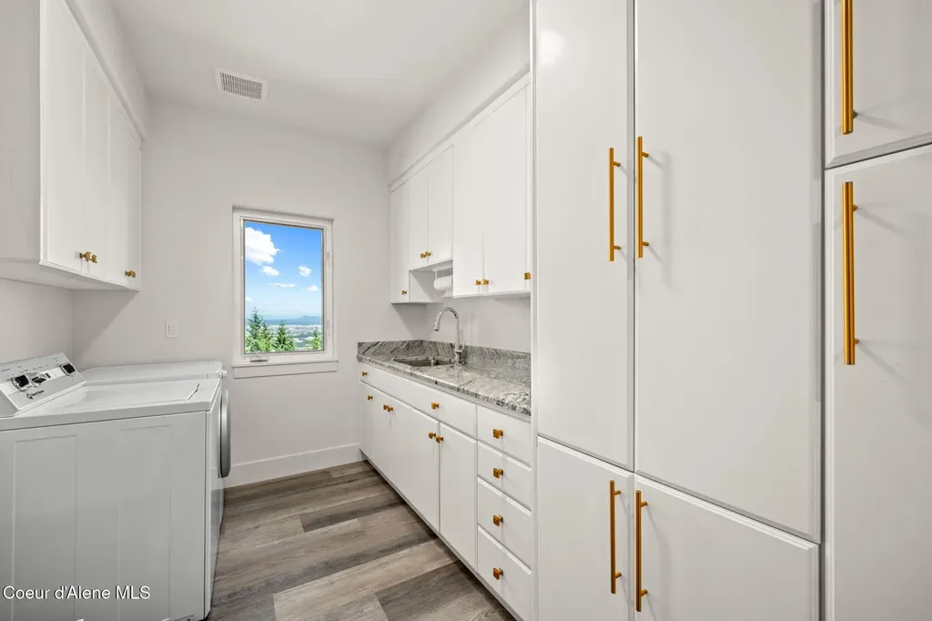 1175 S Reynolds Road Coeur D'alene ID 83814