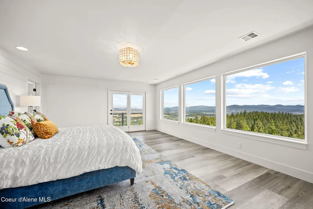 1175 S Reynolds Road Coeur D'alene ID 83814