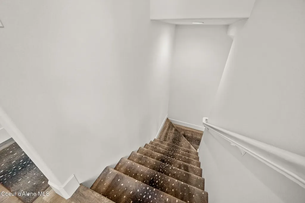 1175 S Reynolds Road Coeur D'alene ID 83814
