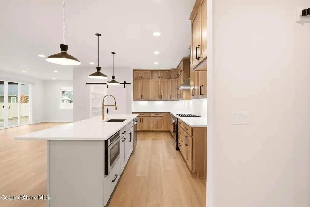 3283 N Segar Loop Post Falls ID 83854