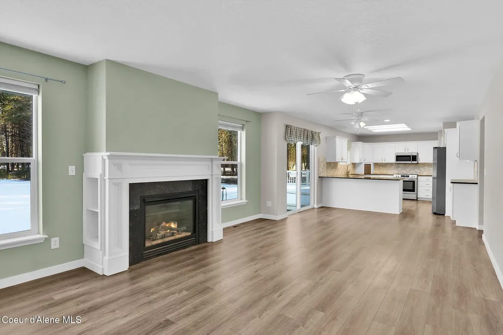 19850 N Gunning Road Rathdrum ID 83858