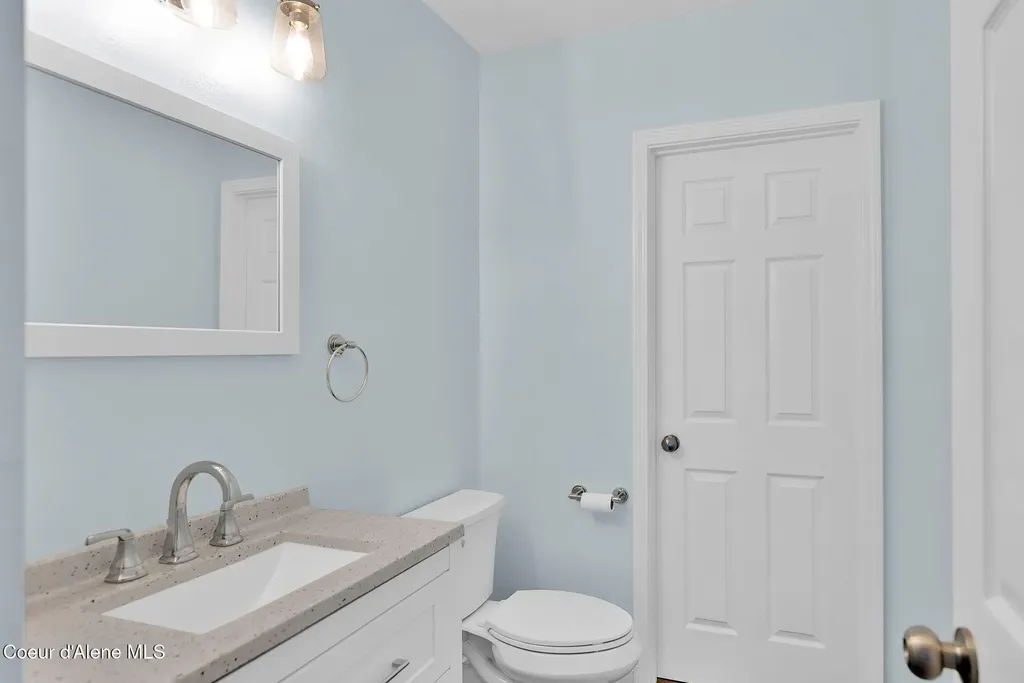 19850 N Gunning Road Rathdrum ID 83858