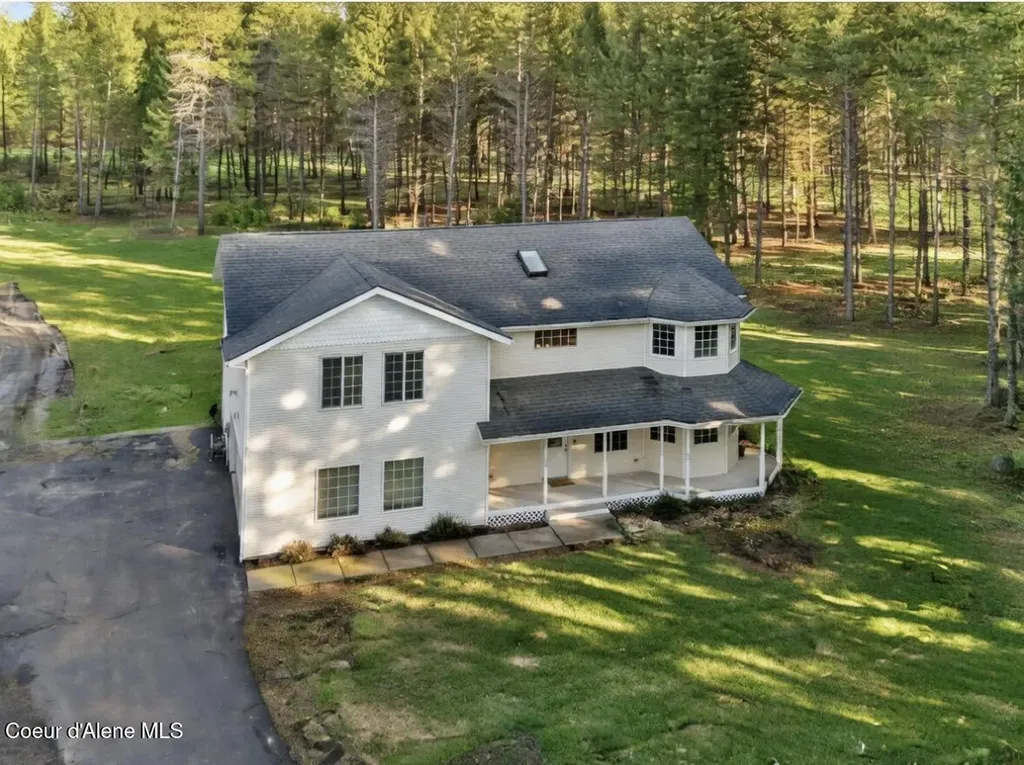 19850 N Gunning Road Rathdrum ID 83858