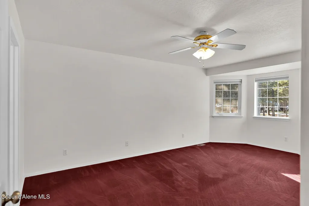 19850 N Gunning Road Rathdrum ID 83858
