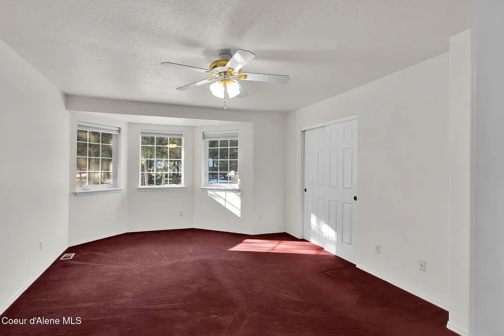 19850 N Gunning Road Rathdrum ID 83858