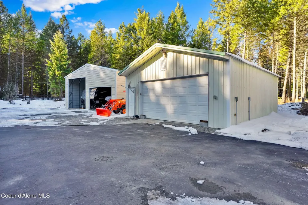 19850 N Gunning Road Rathdrum ID 83858