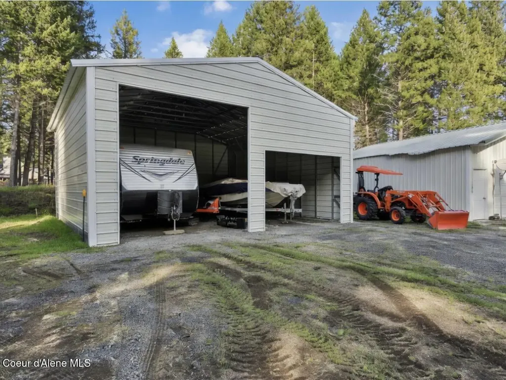 19850 N Gunning Road Rathdrum ID 83858
