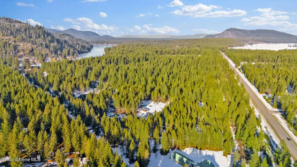 19850 N Gunning Road Rathdrum ID 83858